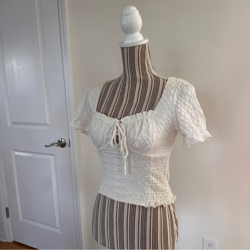 White Sweetheart Top Short Sleeve